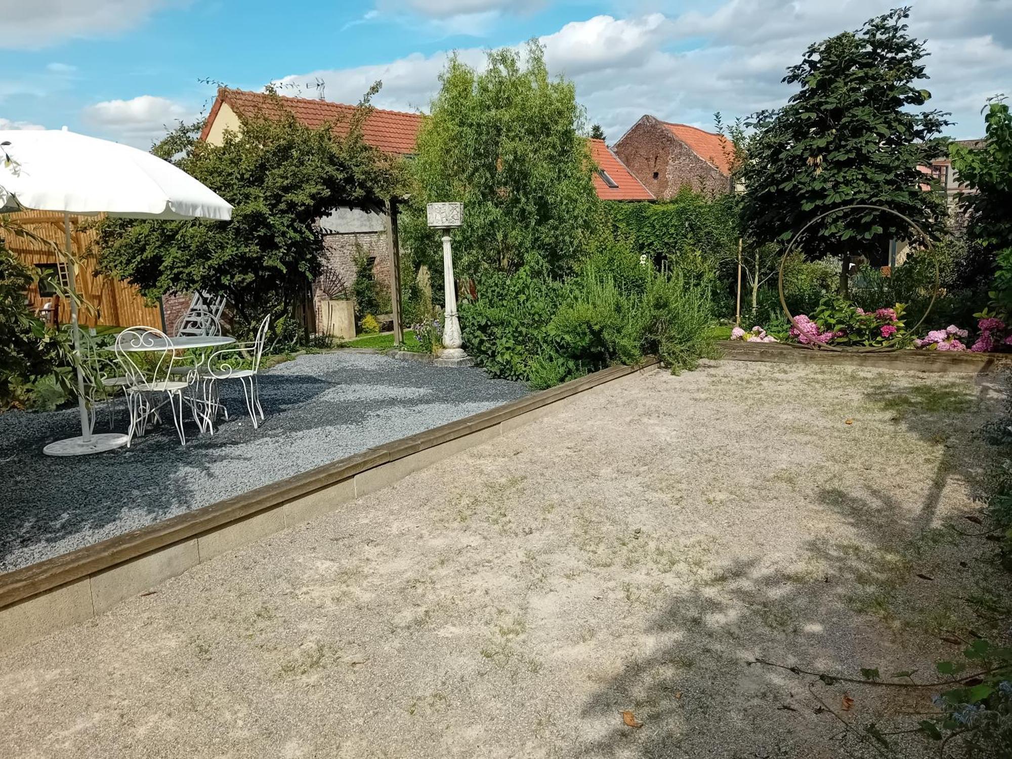 Au Champ Du Coq Bed and Breakfast Sepmeries Buitenkant foto