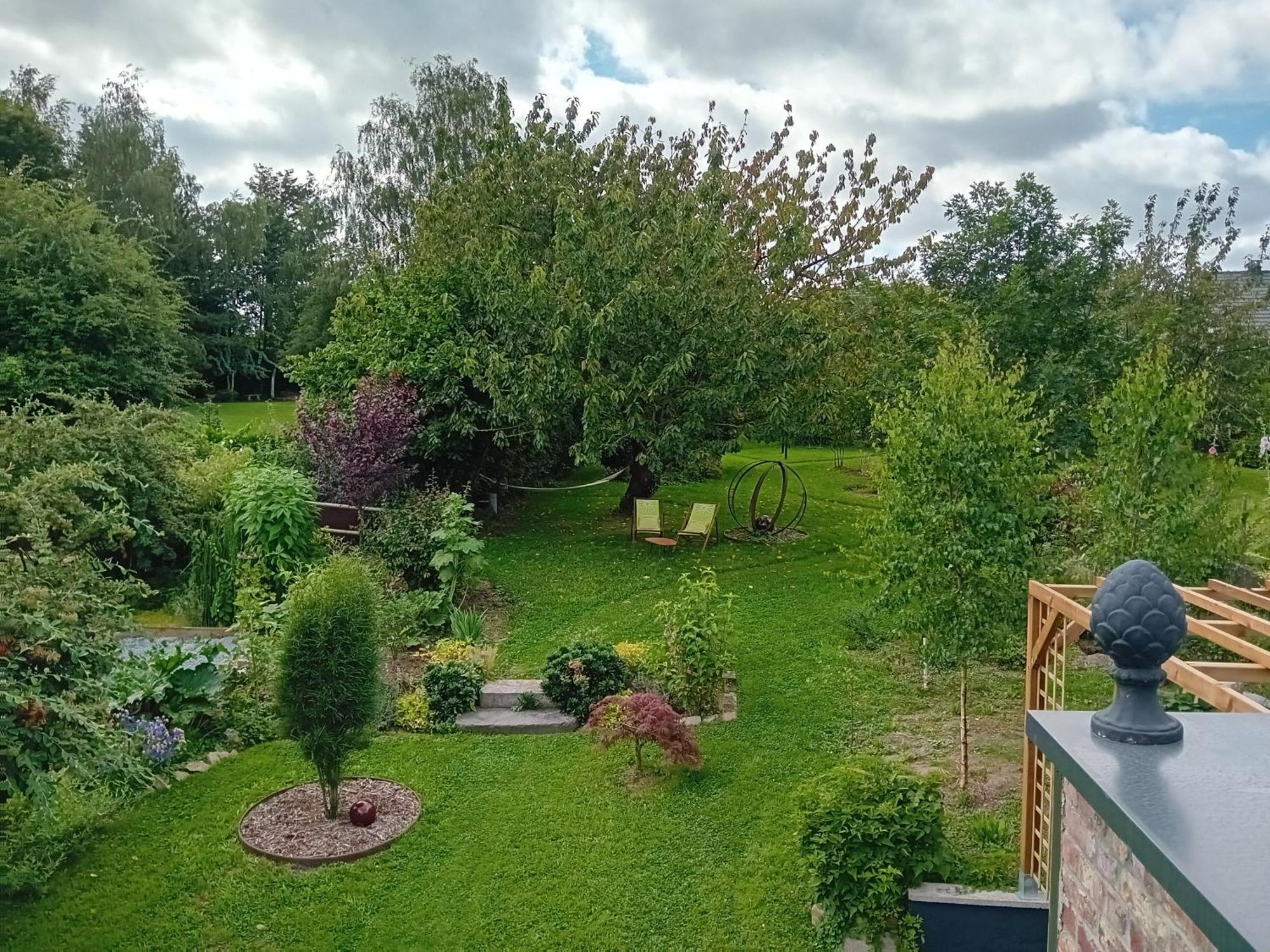 Au Champ Du Coq Bed and Breakfast Sepmeries Buitenkant foto